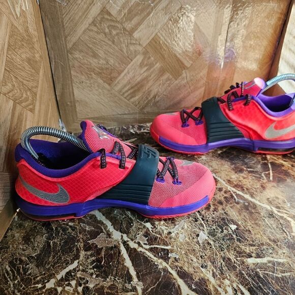 Nike GS KD  calm before the storm shoes size GS 5y women's size 6.5.      222 - Picture 10 of 12